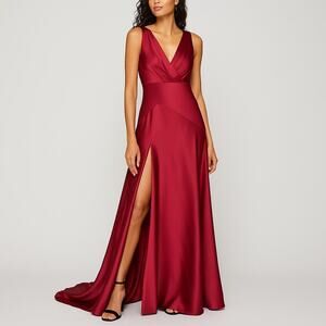 Fame and Partners Escala Sleeveless Gown Formal Maxi Dress Satin Red Size 8